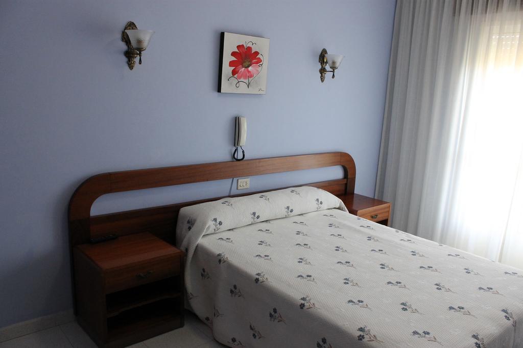 Hotel Arco Iris Віланова-де-Ароуса Номер фото