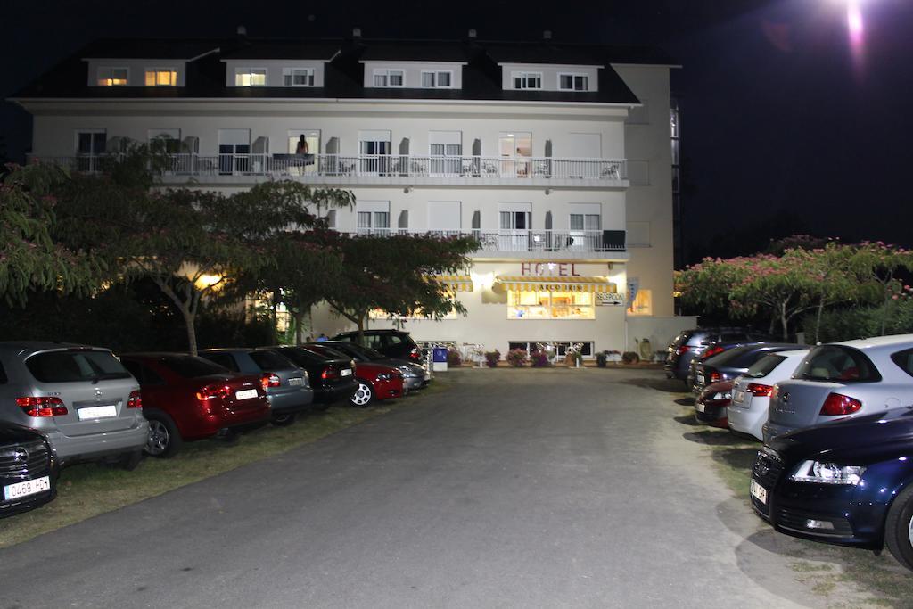 Hotel Arco Iris Віланова-де-Ароуса Екстер'єр фото